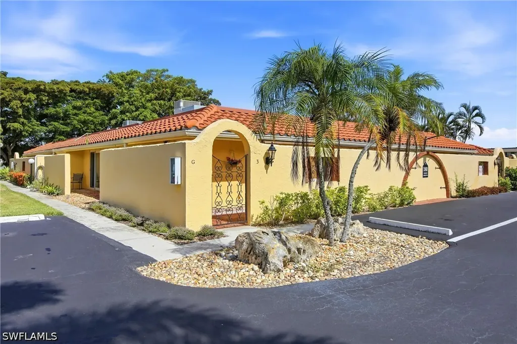 180 Harrison Road Naples FL 34112-6022