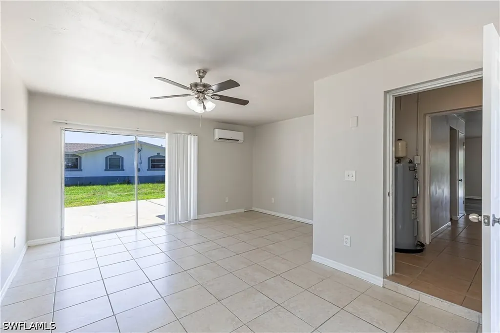 4009 SE 9th Court Cape Coral FL 33904
