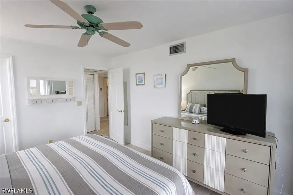 11116 Gulf Shore Drive Naples FL 34108