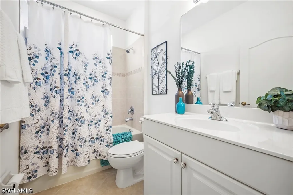 20480 Torre Del Lago Street Estero FL 33928