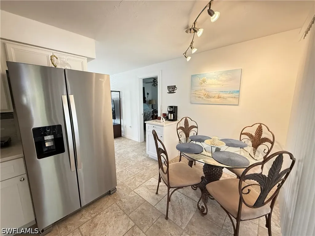 1781 Smugglers Cove Naples FL 34112