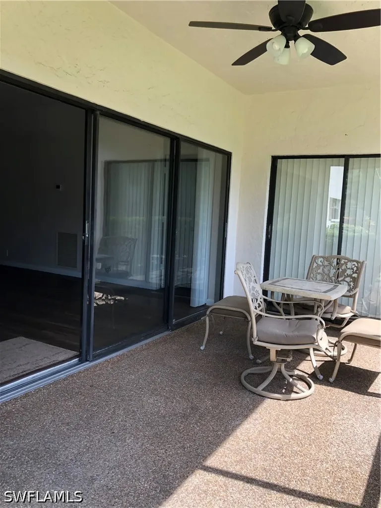 1833 Courtyard Way Naples FL 34112