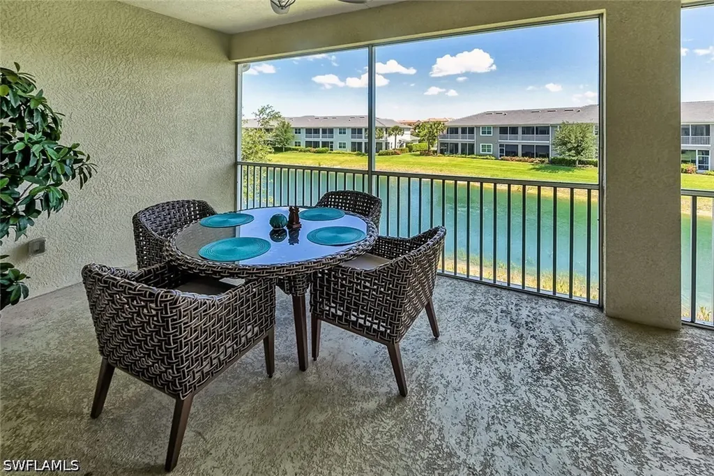 6960 Avalon Circle Naples FL 34112