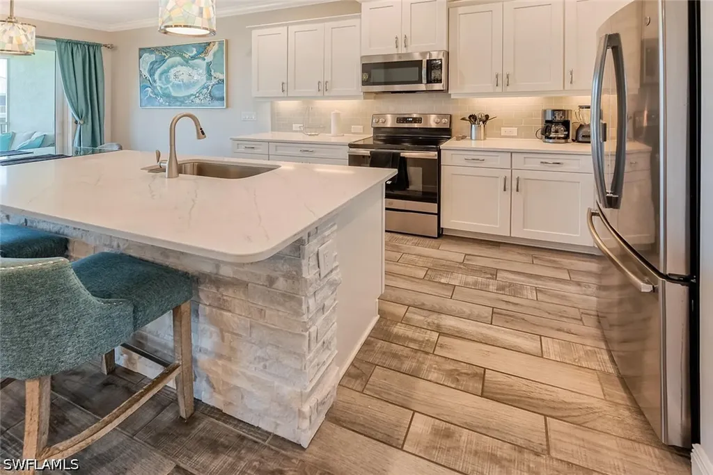 6960 Avalon Circle Naples FL 34112