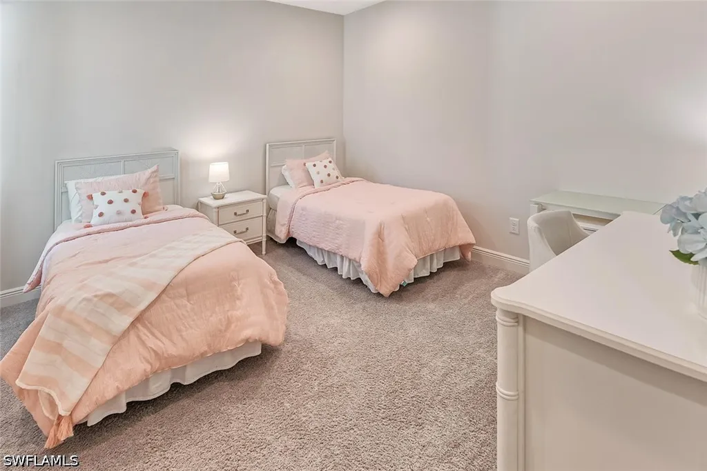 6960 Avalon Circle Naples FL 34112