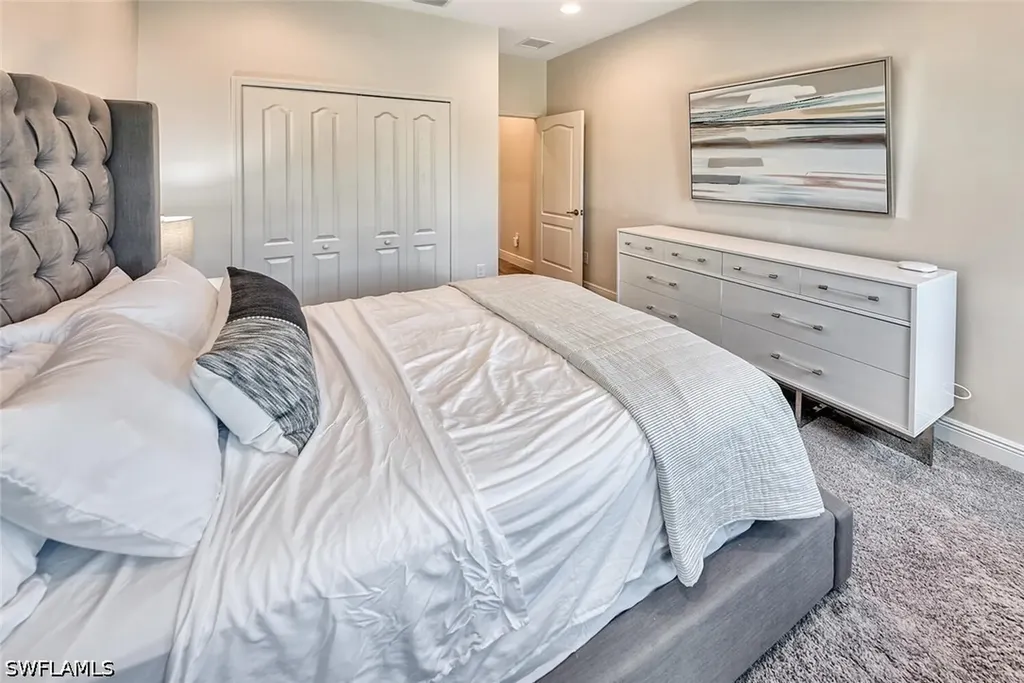 6960 Avalon Circle Naples FL 34112