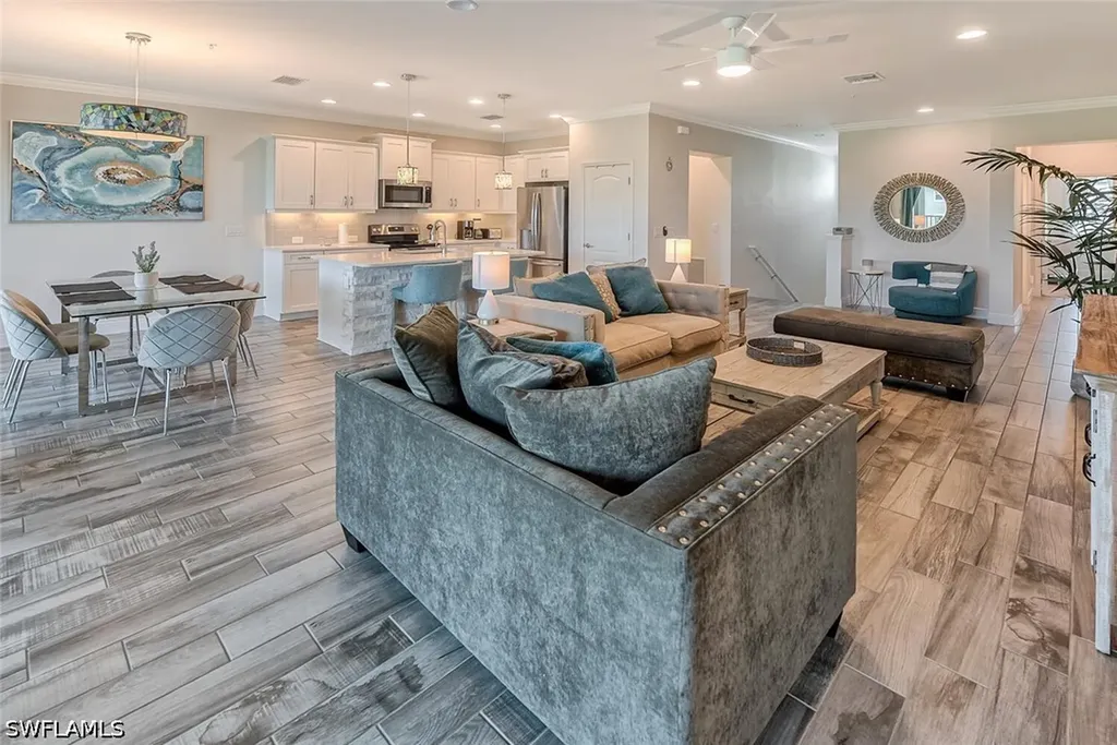 6960 Avalon Circle Naples FL 34112