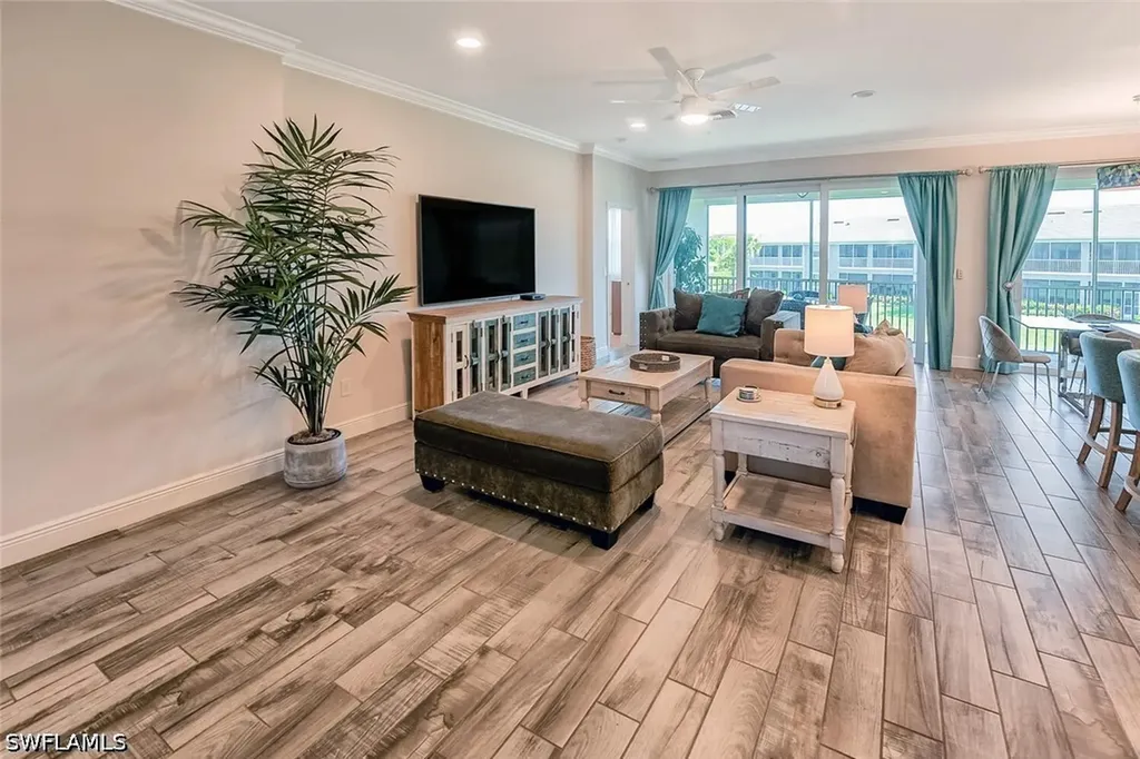 6960 Avalon Circle Naples FL 34112