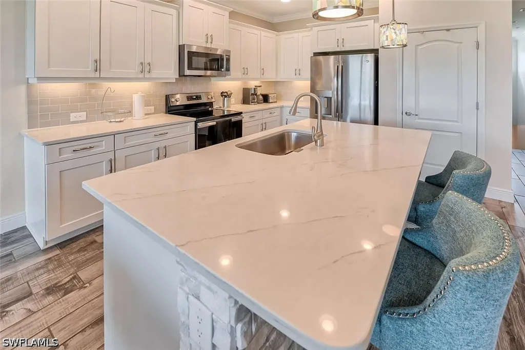 6960 Avalon Circle Naples FL 34112