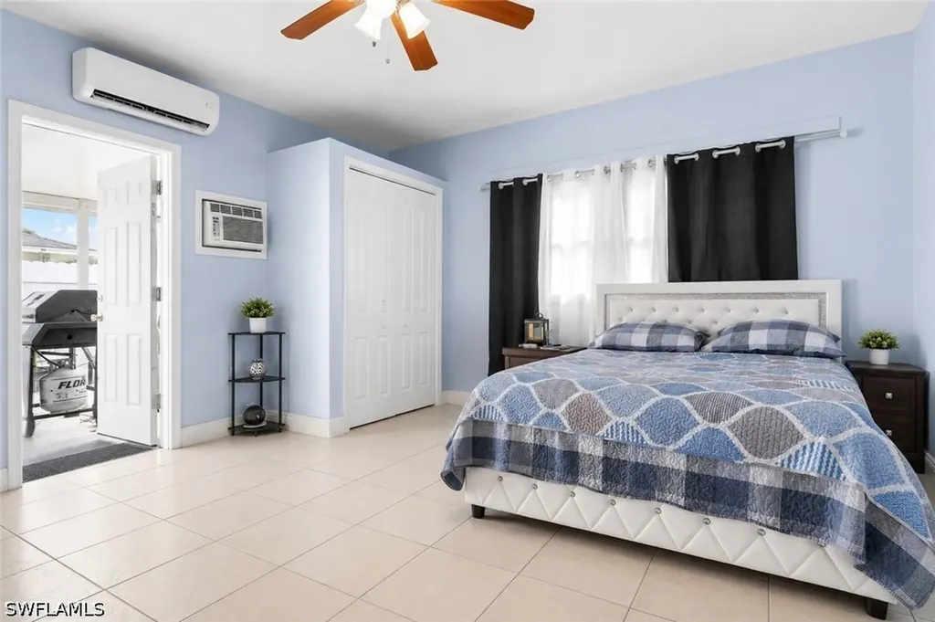 2200 44th Street SW Naples FL 34116