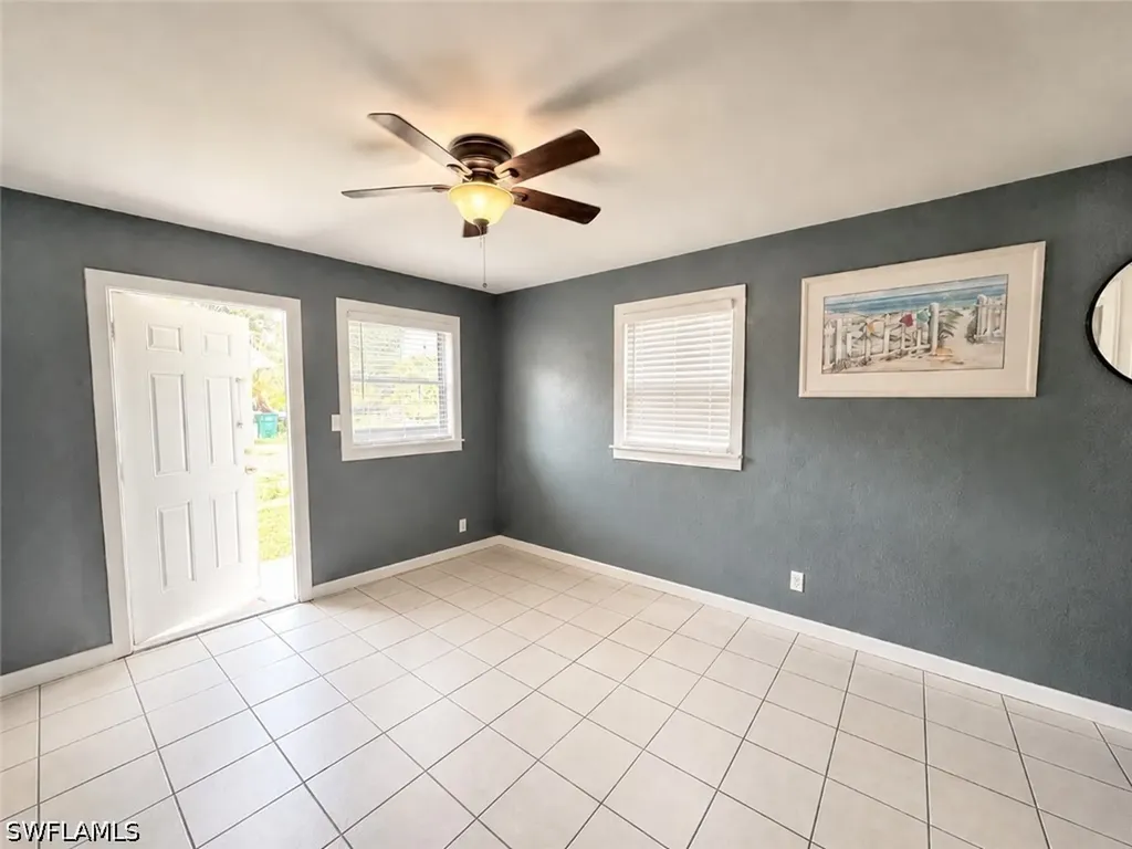 2485 Bayside Street Naples FL 34112