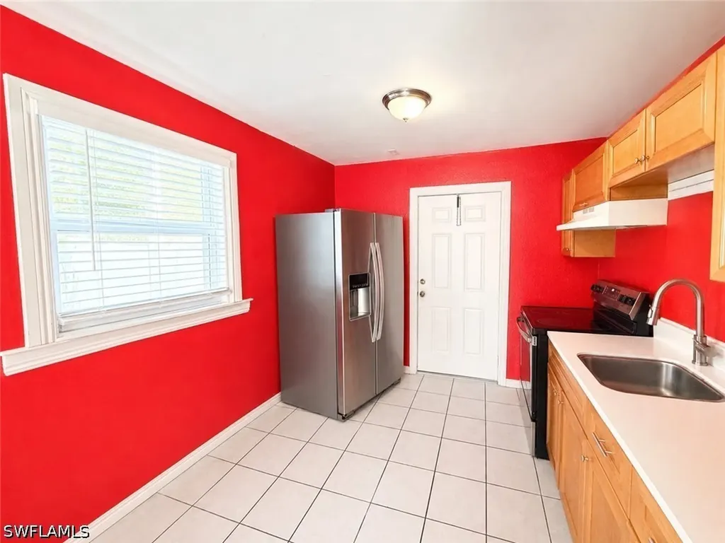 2485 Bayside Street Naples FL 34112