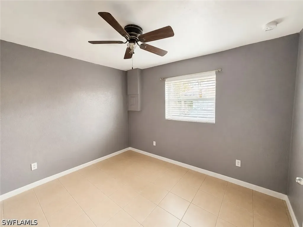 2485 Bayside Street Naples FL 34112