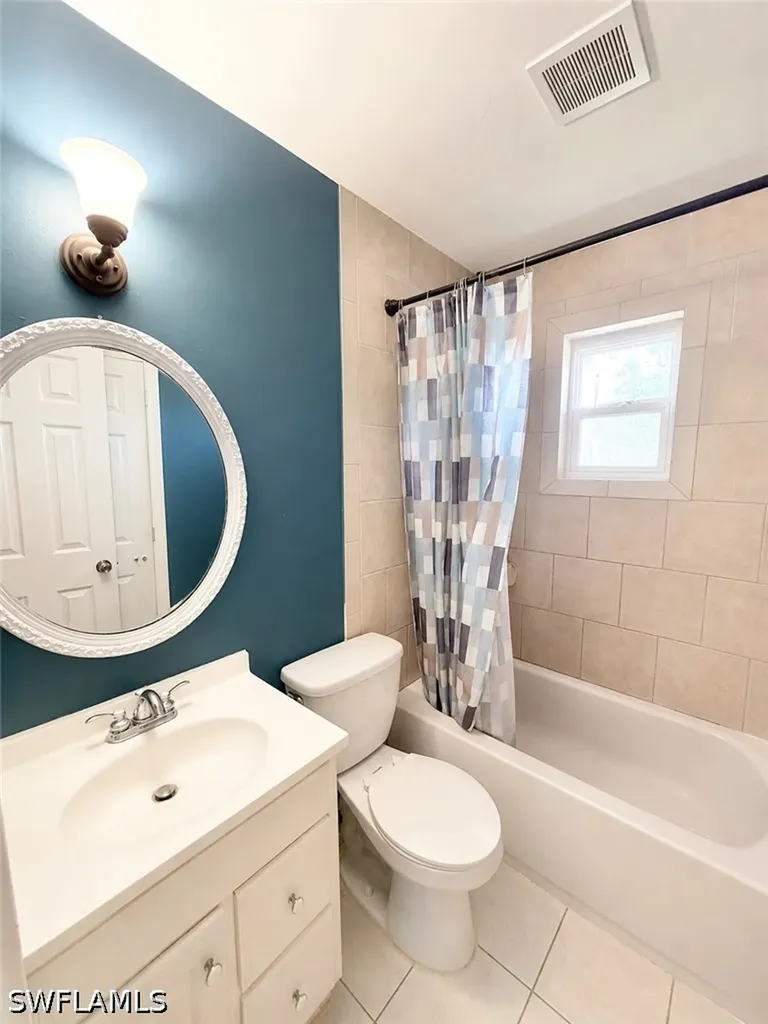 2485 Bayside Street Naples FL 34112