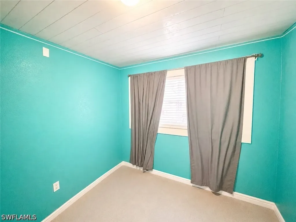 2485 Bayside Street Naples FL 34112