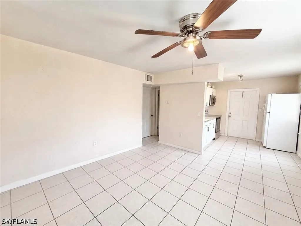 2485 Bayside Street Naples FL 34112