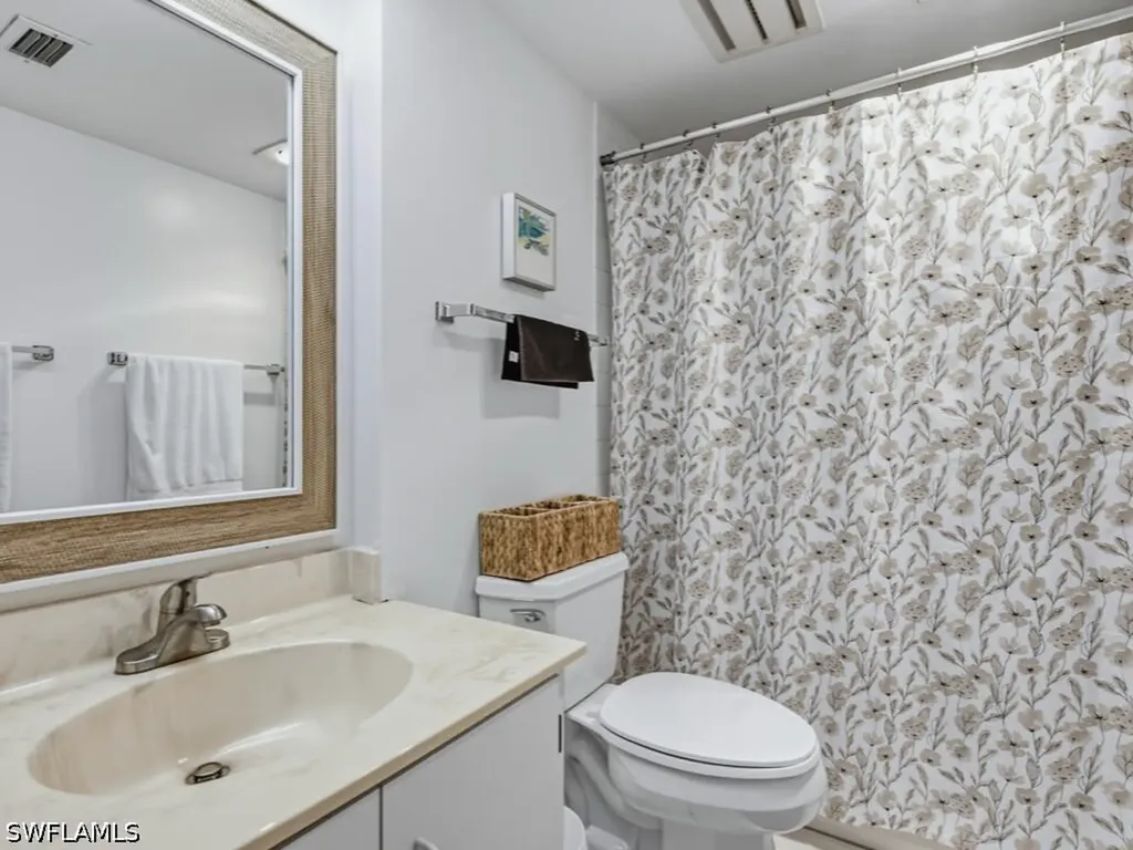 11030 Gulf Shore Drive Naples FL 34108