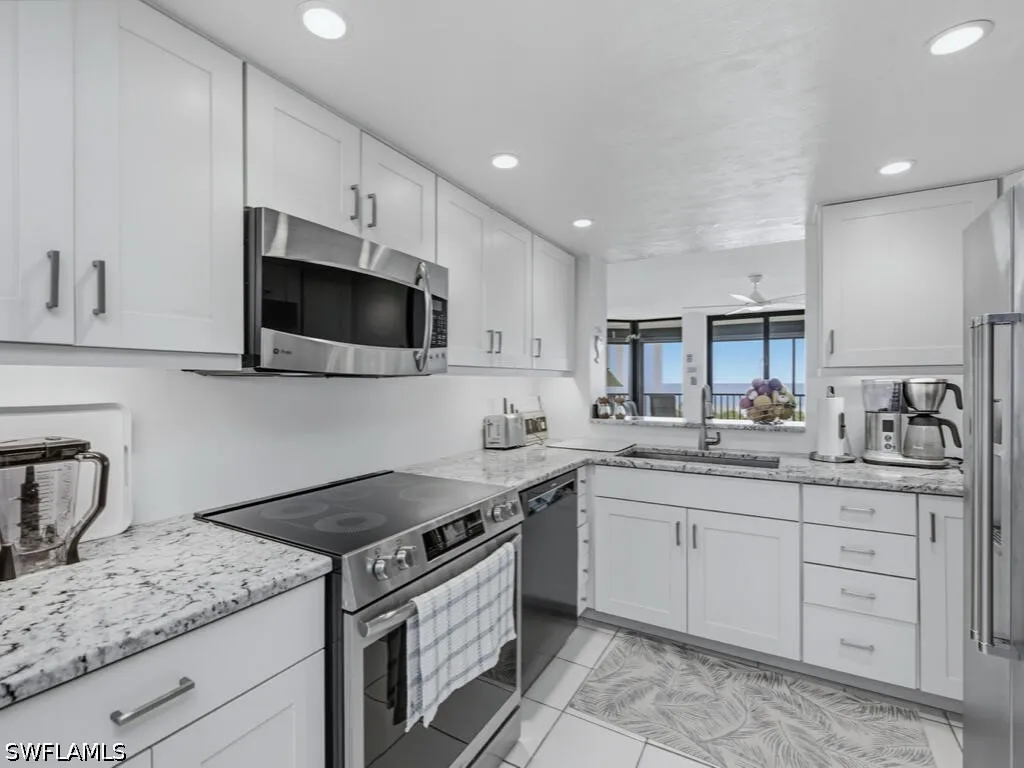 11030 Gulf Shore Drive Naples FL 34108