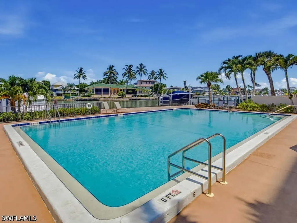 11030 Gulf Shore Drive Naples FL 34108