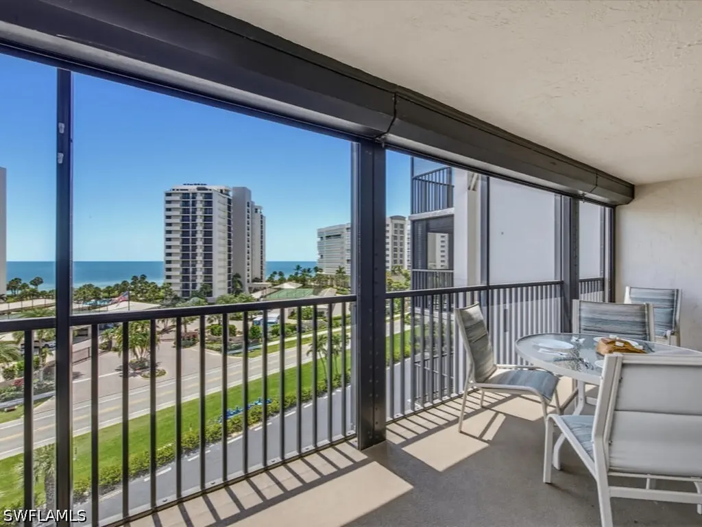 11030 Gulf Shore Drive Naples FL 34108