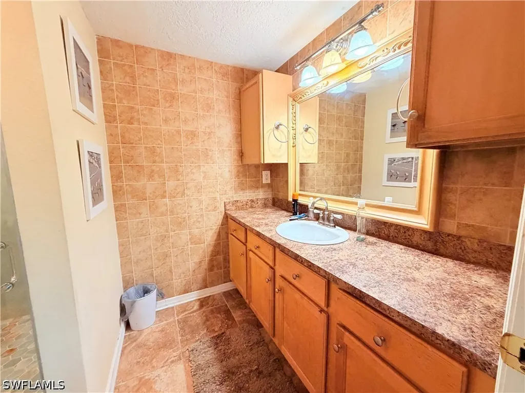3322 N Key Drive North Fort Myers FL 33903