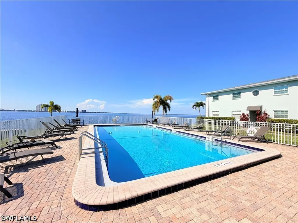 3322 N Key Drive North Fort Myers FL 33903