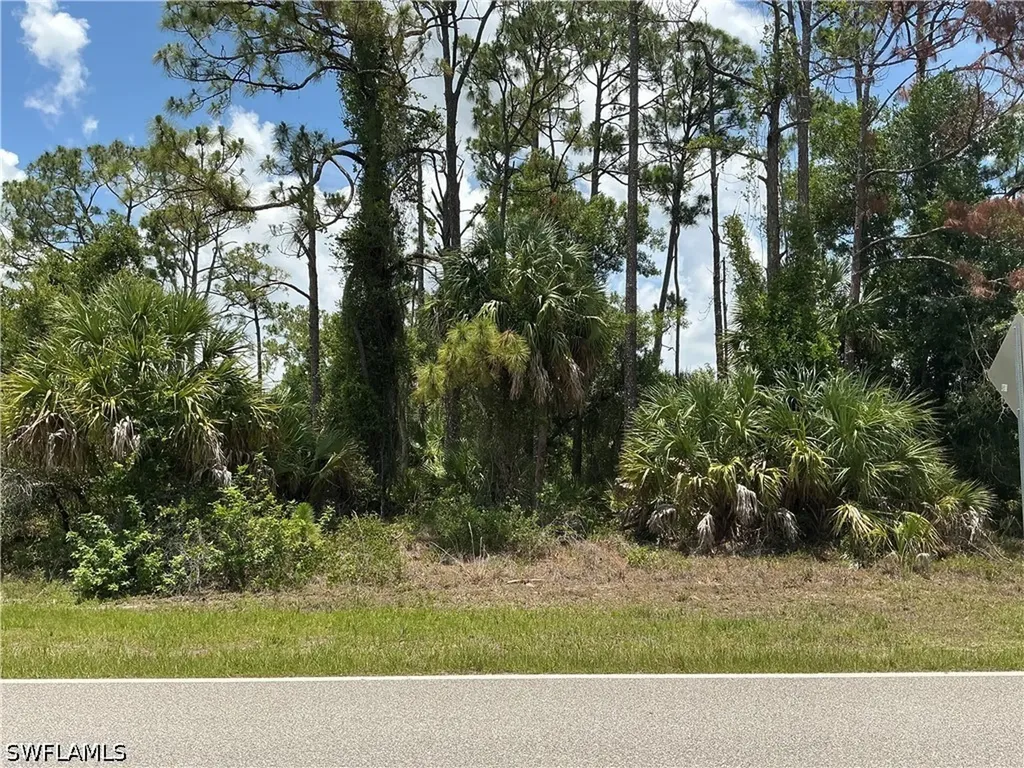 18040 Wintergarden Avenue Port Charlotte FL 33948