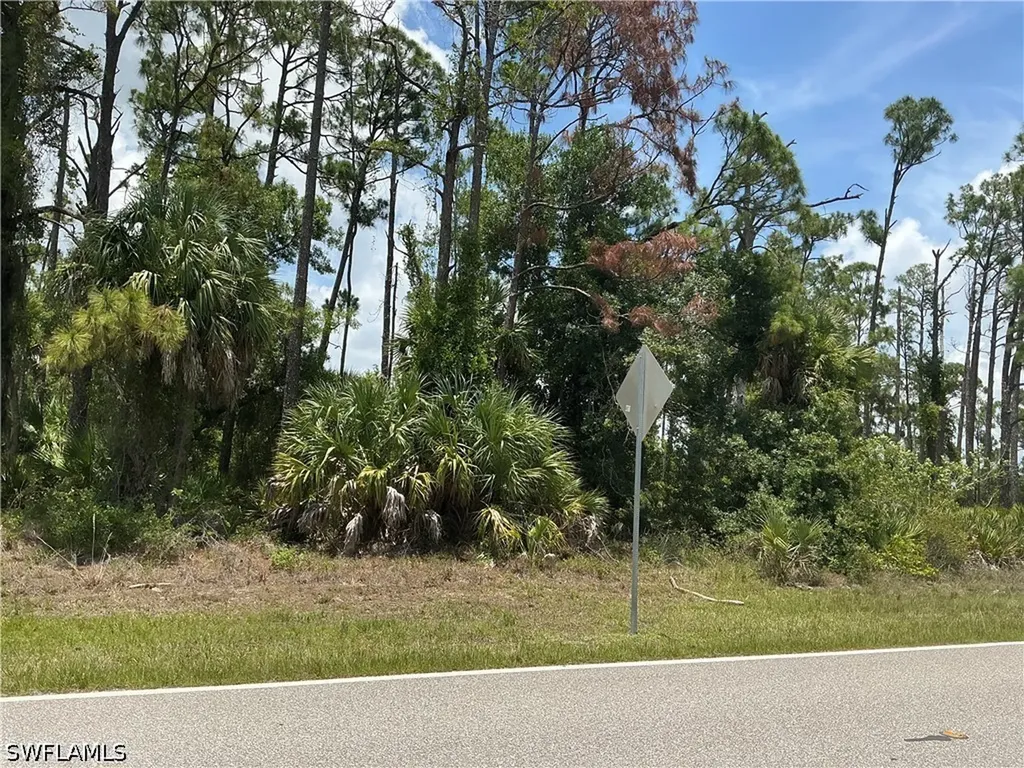 18040 Wintergarden Avenue Port Charlotte FL 33948