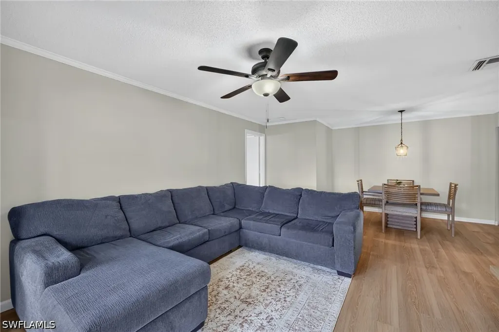 8121 S Woods Circle Fort Myers FL 33919