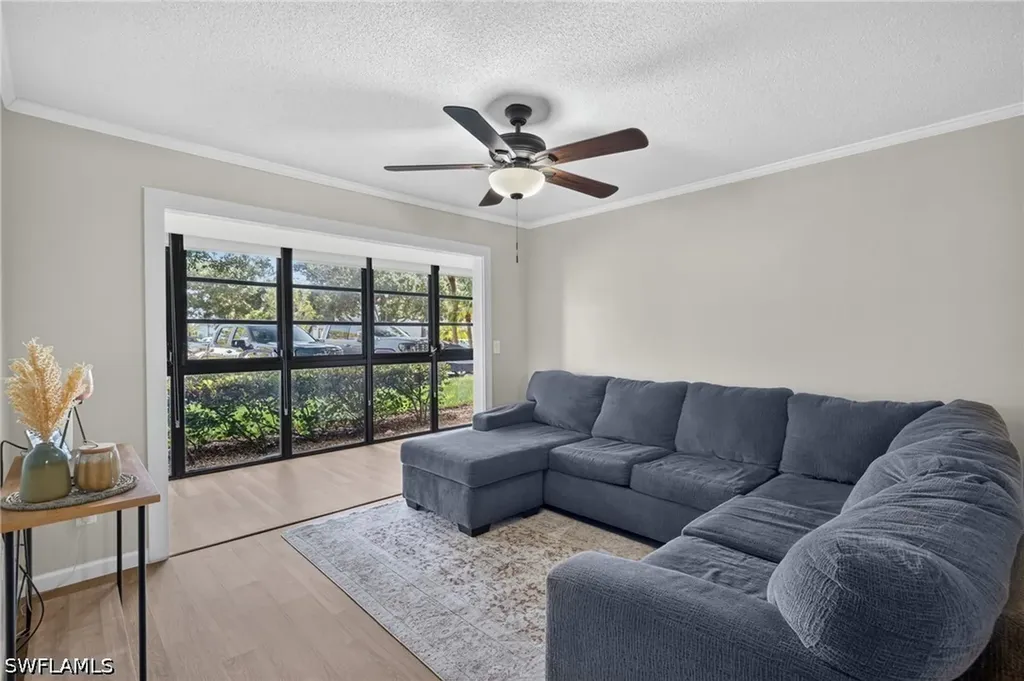 8121 S Woods Circle Fort Myers FL 33919