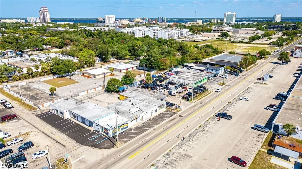 2280-2290 Fowler Street Fort Myers FL 33901