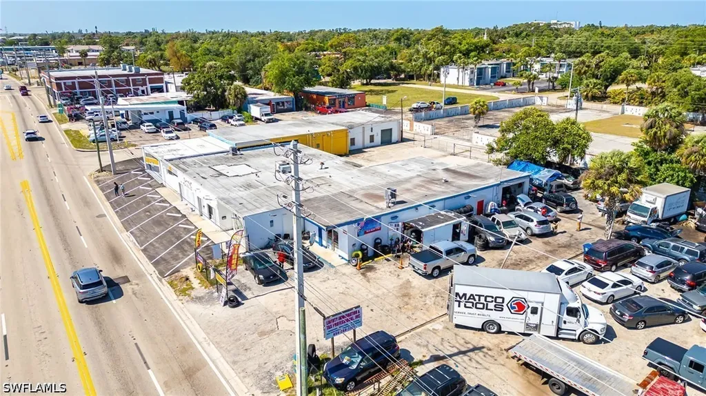 2280-2290 Fowler Street Fort Myers FL 33901