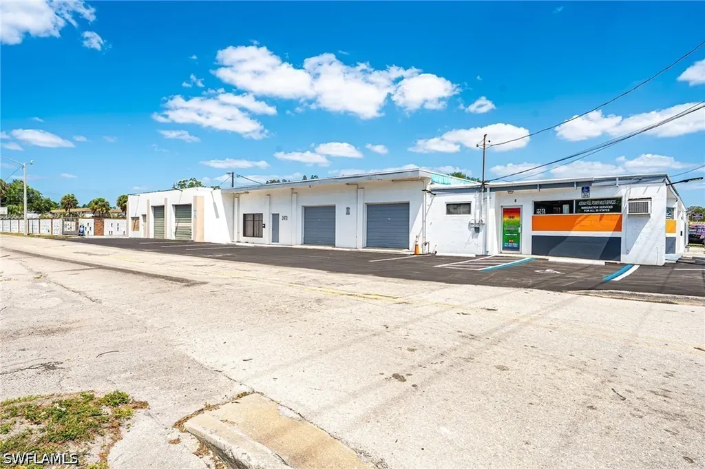 2280-2290 Fowler Street Fort Myers FL 33901