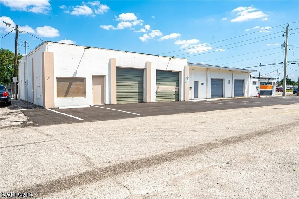 2280-2290 Fowler Street Fort Myers FL 33901