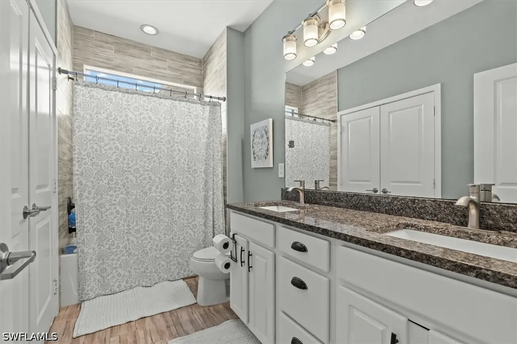 18432 Camellia Road Fort Myers FL 33967
