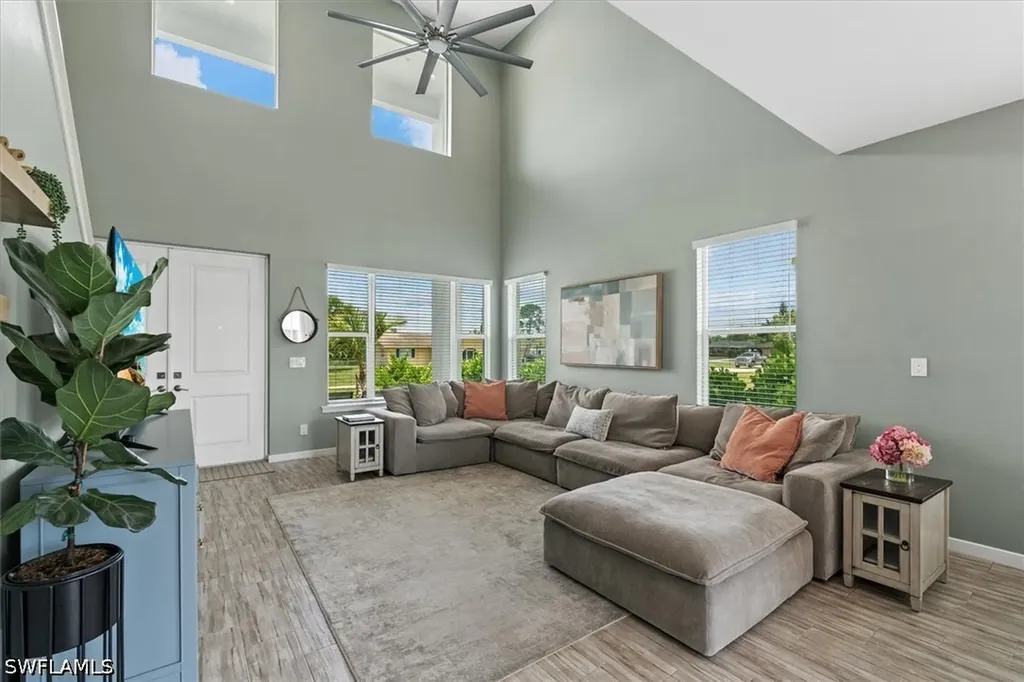 18432 Camellia Road Fort Myers FL 33967