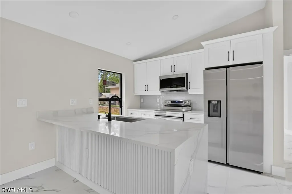 436 41st Avenue NE Naples FL 34120