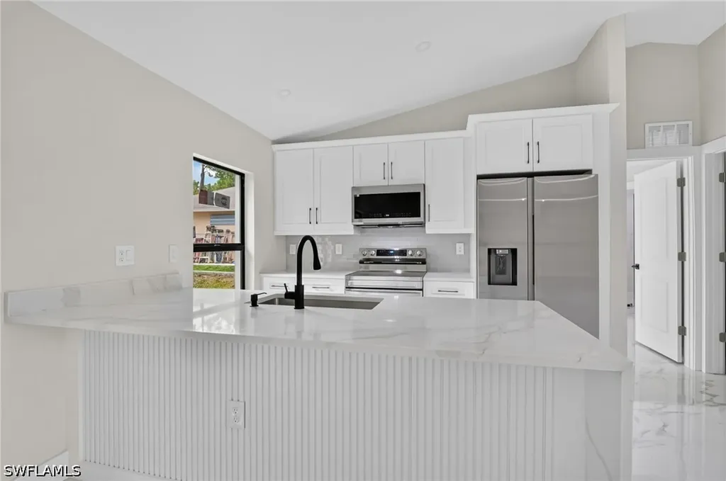 436 41st Avenue NE Naples FL 34120