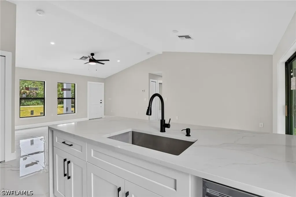 436 41st Avenue NE Naples FL 34120