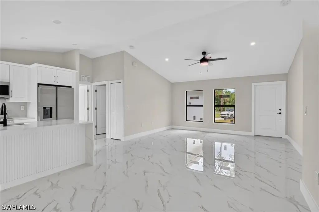 436 41st Avenue NE Naples FL 34120