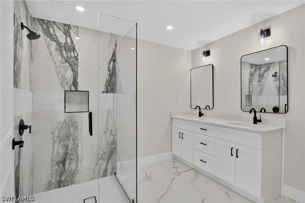 436 41st Avenue NE Naples FL 34120