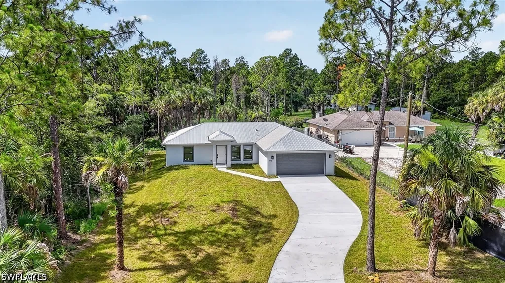 436 41st Avenue NE Naples FL 34120