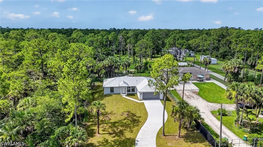 436 41st Avenue NE Naples FL 34120