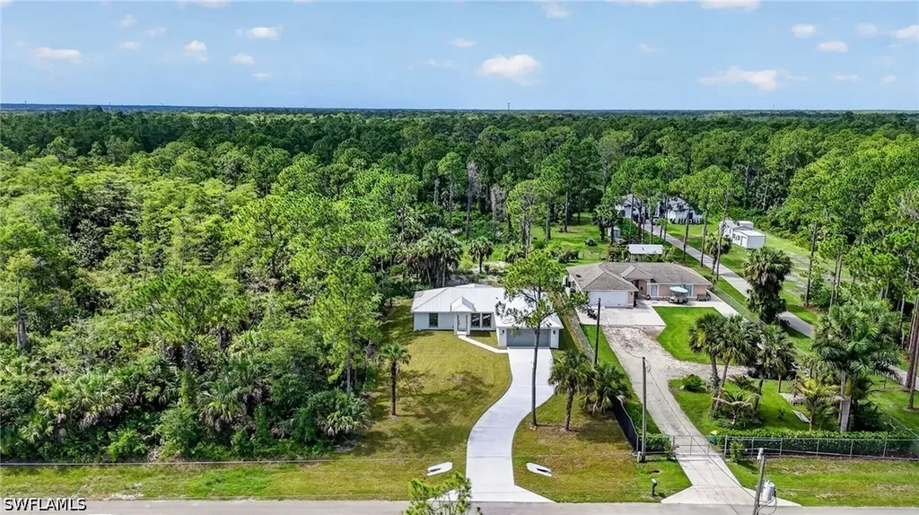 436 41st Avenue NE Naples FL 34120