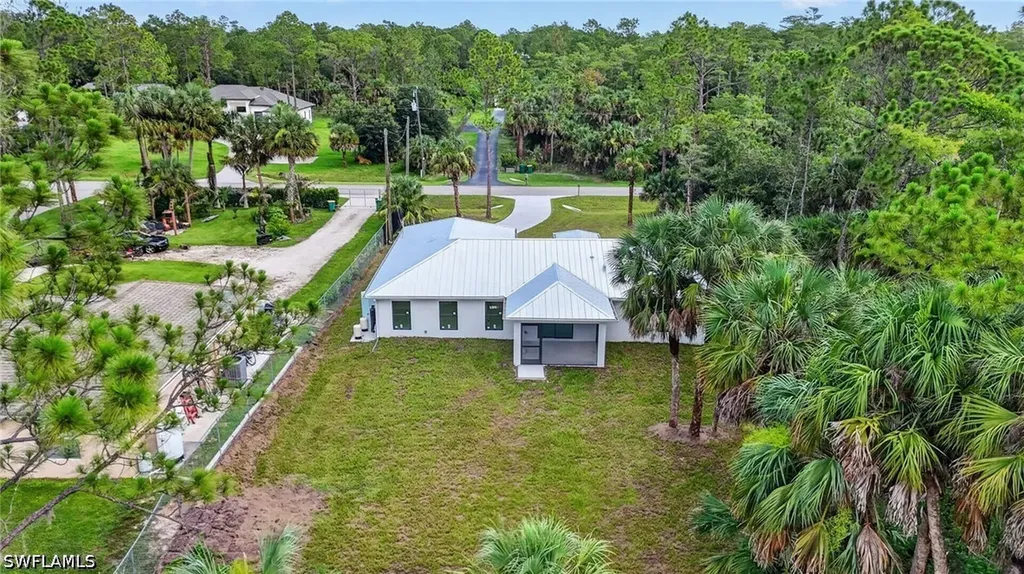 436 41st Avenue NE Naples FL 34120