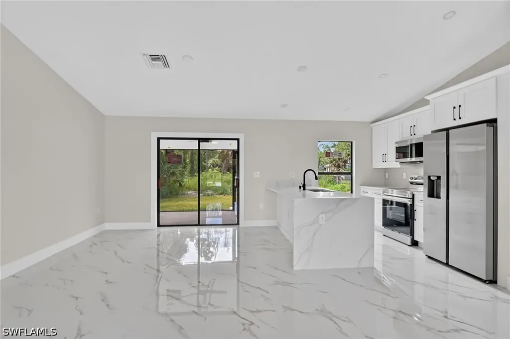 436 41st Avenue NE Naples FL 34120