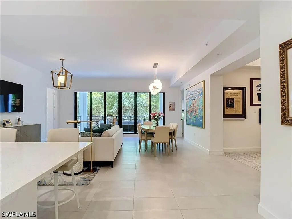 1115 Central Avenue Naples FL 34102