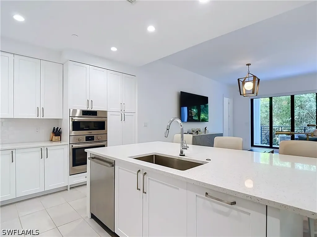 1115 Central Avenue Naples FL 34102