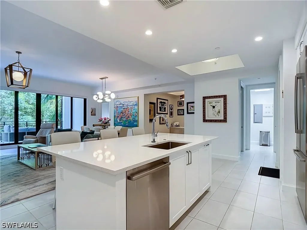 1115 Central Avenue Naples FL 34102
