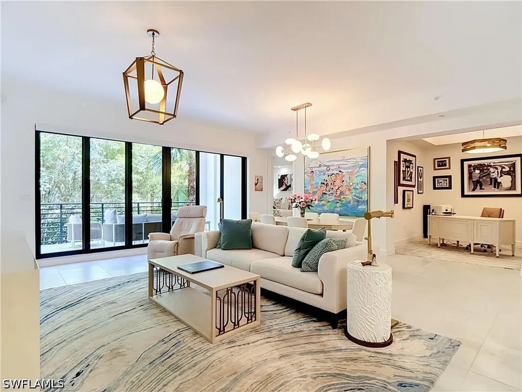1115 Central Avenue Naples FL 34102